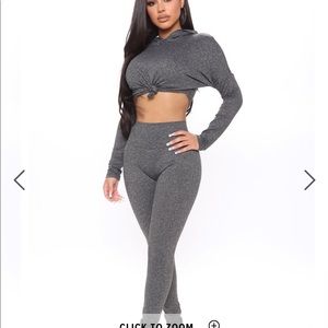 Heather Grey jogging set from Fashionova.